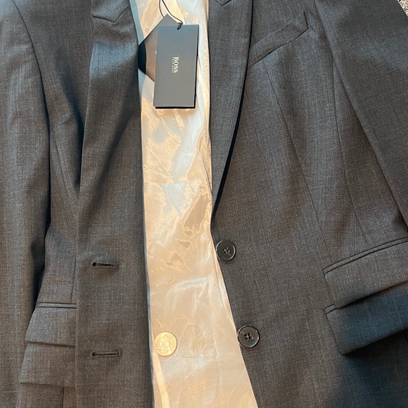 BOSS. HUGO BOSS. Juicyra3 Charcoal Grey Pant Suit Size 2 - Picture 5 of 14